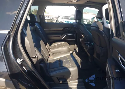 2021 Kia Telluride Ex z USA, uszkodzony, nr VIN 5XYP3DHC3MG107460